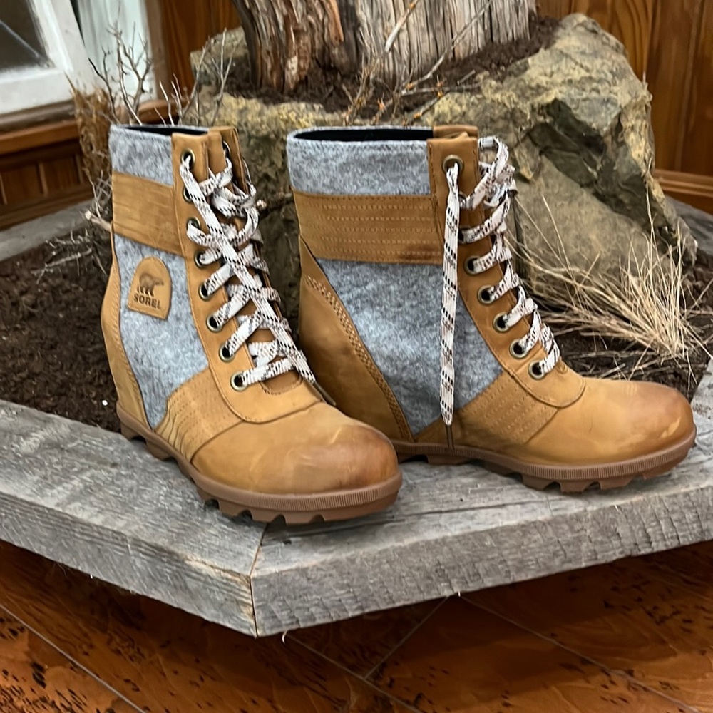 Women’s Joan of Arctic Wedge iii